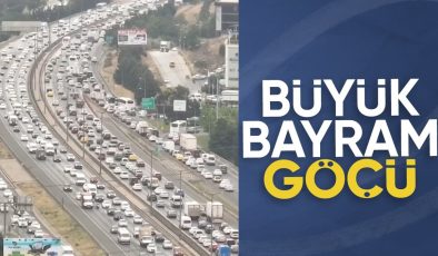 Bayram tatili dolayısıyla yollarda trafik yoğunluğu yaşanıyor