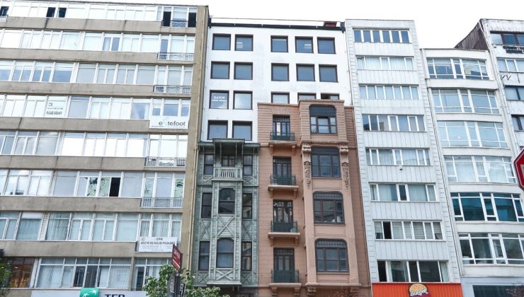 İstanbul Şişli, tarihi binalara eklenen kaçak yapılarla doldu