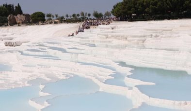 Kuraklık Pamukkale’yi de vurdu: Travertenlerde su debisi düştü