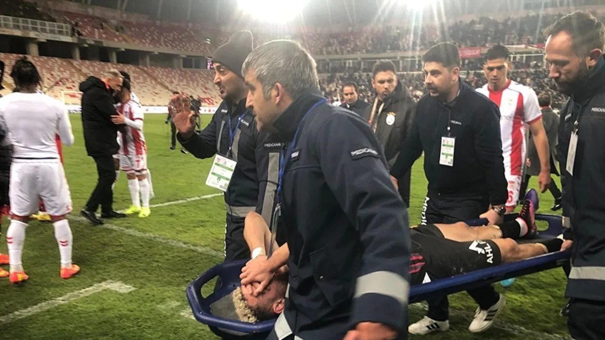 Son dakika haberi: Galatasaray cephesi ayağa kalktı! Turgut Doman’a tepkiler yağıyor | TFF’den flaş açıklama…